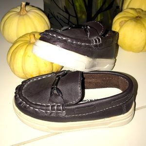 European Boys dress shoes (size 5.5)